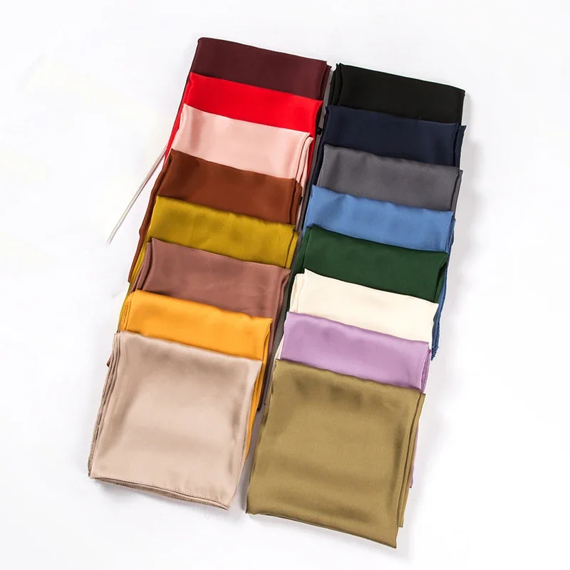 Women Accessories In Wholesale - Écharpe en satin pour femmes 70