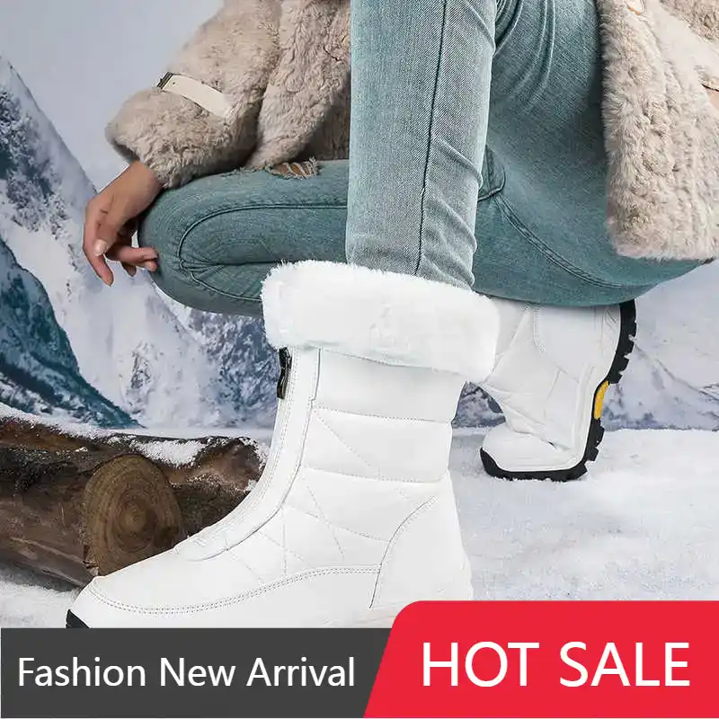 Women Accessories Shop Name Ideas - Baskets femme marche argent botte femme