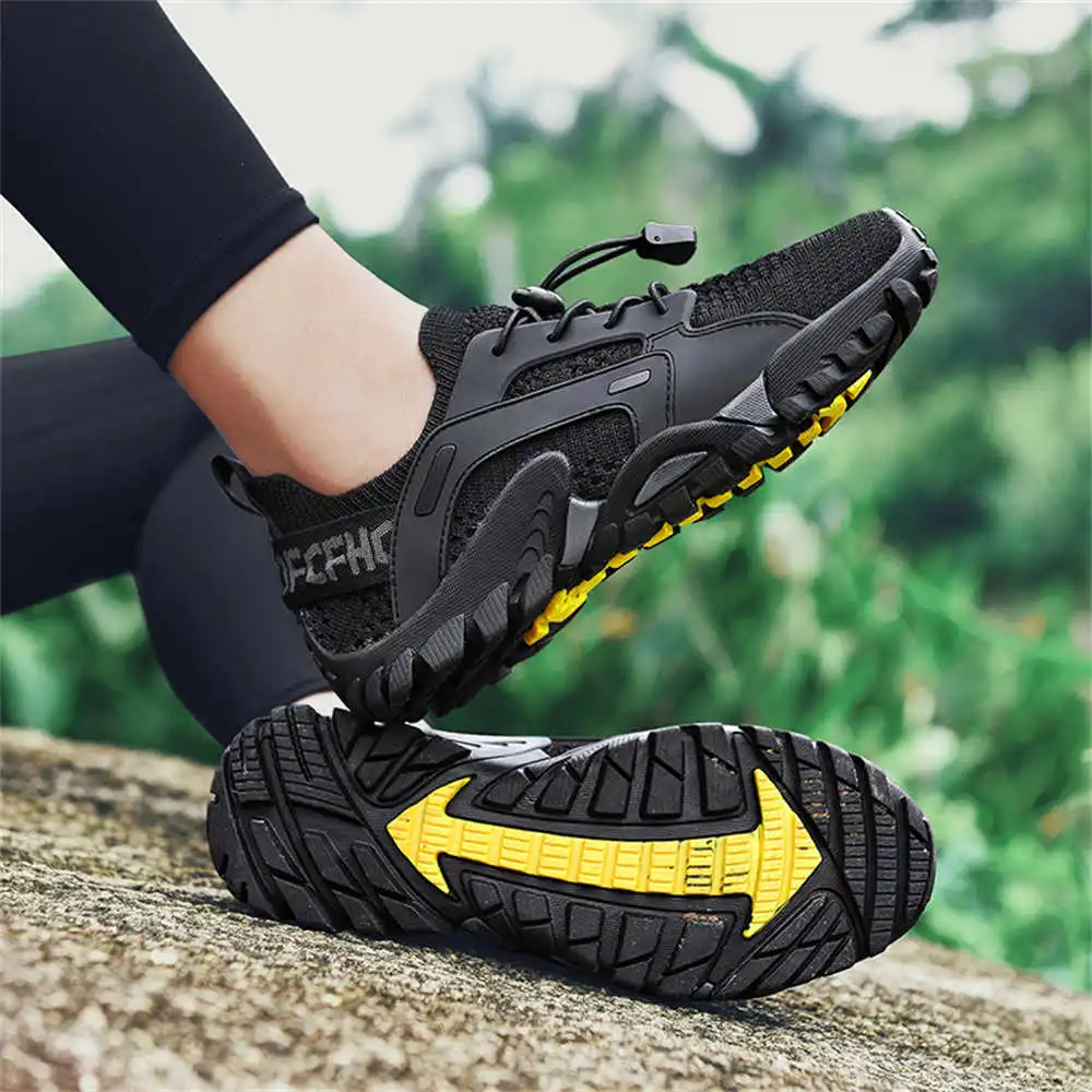 Women Accessories Shop Name Ideas - Mocassins de randonnée pour hommes, chaussures