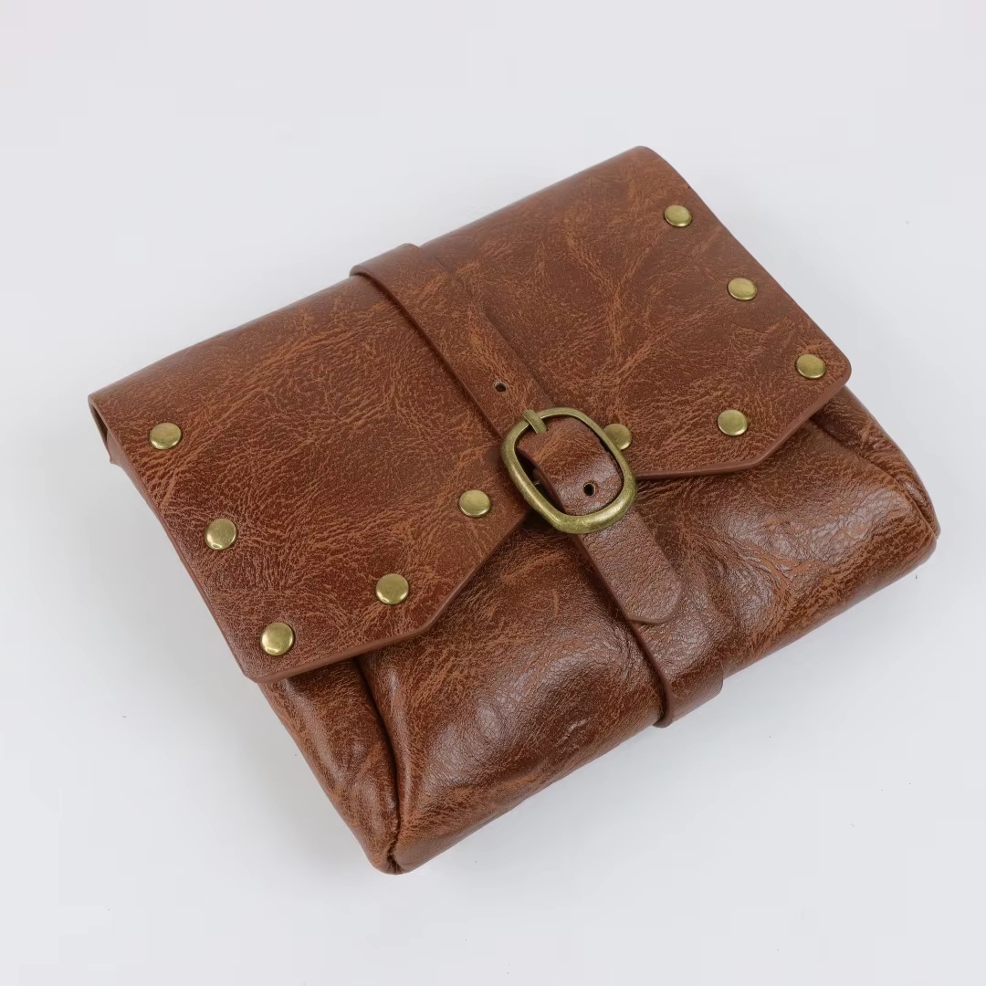 Sac pochette en cuir style Vik - Women'S Viking Accessories avis et prix